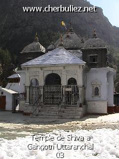 légende: Temple de Shiva a Gangotri Uttaranchal 03
qualityCode=raw
sizeCode=half

Données de l'image originale:
Taille originale: 147342 bytes
Temps d'exposition: 1/600 s
Diaph: f/680/100
Heure de prise de vue: 2002:05:09 15:41:55
Flash: non
Focale: 42/10 mm
